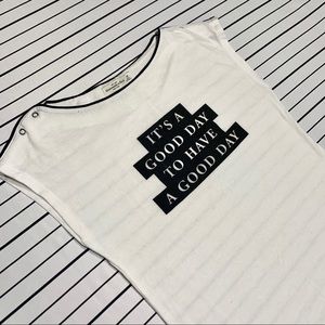 Abercrombie & Fitch Tee